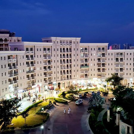 Lord Krishna Palace Hotel Vrindavan Exterior photo
